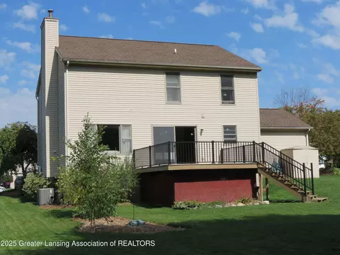 Exterior - 1111 Lacosta Dr, Dewitt, MI 48820 photo 4 of 8