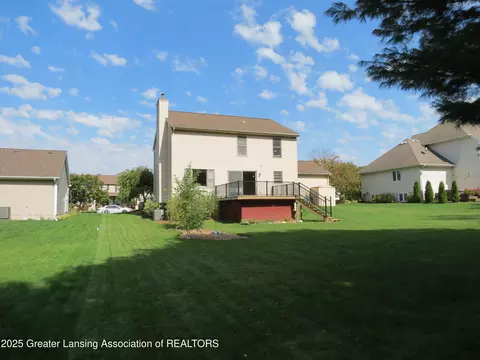 Exterior - 1111 Lacosta Dr, Dewitt, MI 48820 photo 5 of 8
