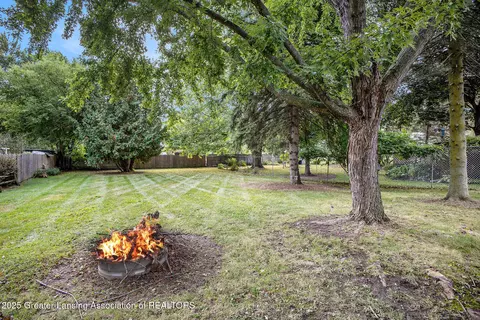 706 E Railroad St, Saint Johns, MI 48879 photo 18