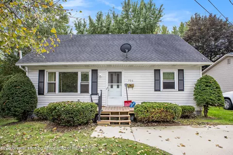 706 E Railroad St, Saint Johns, MI 48879 photo 19