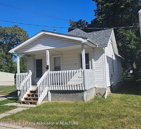 924 N Pine St, Lansing, MI 48906