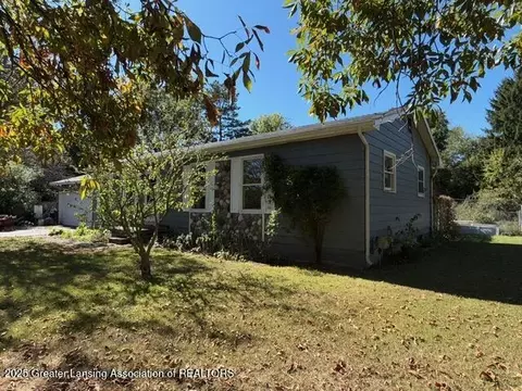 554 Ramsey Ln, Pleasant Lake, MI 49272