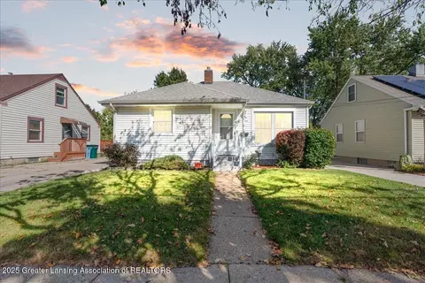 1404 Kelsey Ave, Lansing, MI 48910