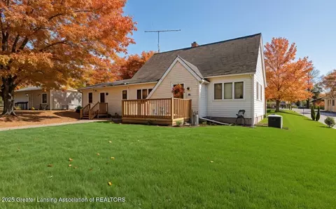 114 N 2nd St, Carson City, MI 48811