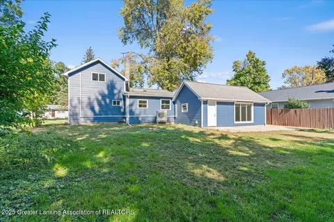 Exterior - 422 E Second St, Perry, MI 48872 photo 5 of 5