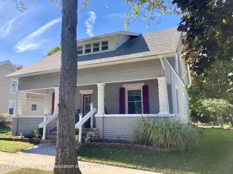 306 S Emmons St, Saint Johns, MI 48879
