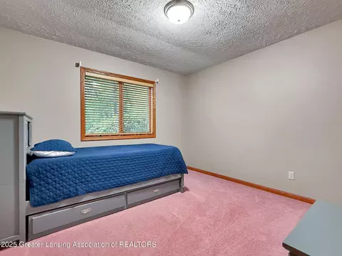 Bedroom - 3710 W Herbison Rd, Dewitt, MI 48820 photo 3 of 8