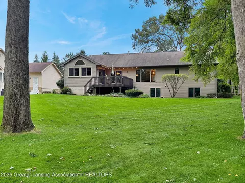 Exterior - 3710 W Herbison Rd, Dewitt, MI 48820 photo 6 of 7
