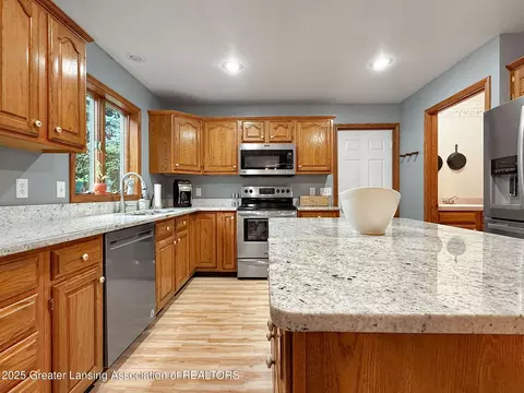 Kitchen - 3710 W Herbison Rd, Dewitt, MI 48820 photo 1 of 5