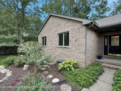 Exterior - 3710 W Herbison Rd, Dewitt, MI 48820 photo 7 of 7