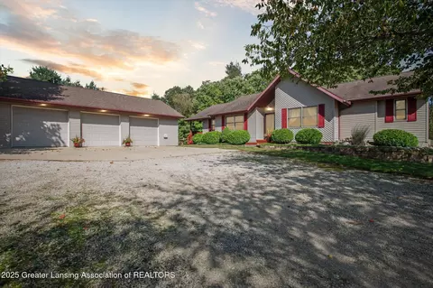 6042 W Plains Rd, Eaton Rapids, MI 48827