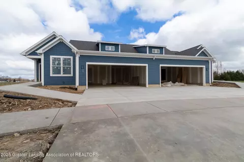 Exterior - 982 Norway Dr, Fowler, MI 48835 photo 2 of 5