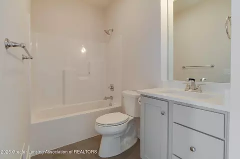 Bath - 982 Norway Dr, Fowler, MI 48835 photo 1 of 6