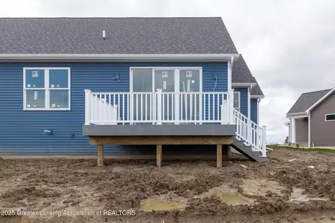 Exterior - 982 Norway Dr, Fowler, MI 48835 photo 4 of 5