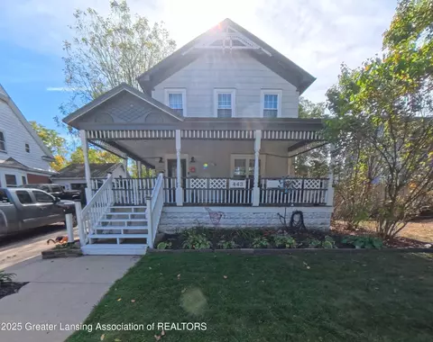 443 W Ash St, Mason, MI 48854