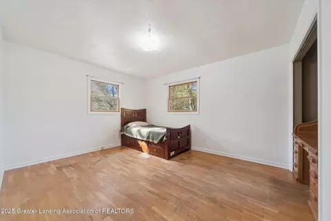 2986 Beech Ridge Dr, Lansing, MI 48911 photo 21