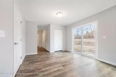 Entry Way - 2938 Moccasin Dr, Dewitt, MI 48820 photo 1 of 3
