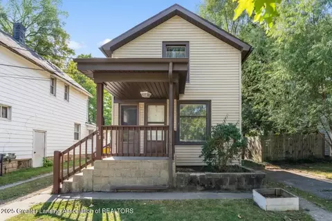920 Vine St, Lansing, MI 48912