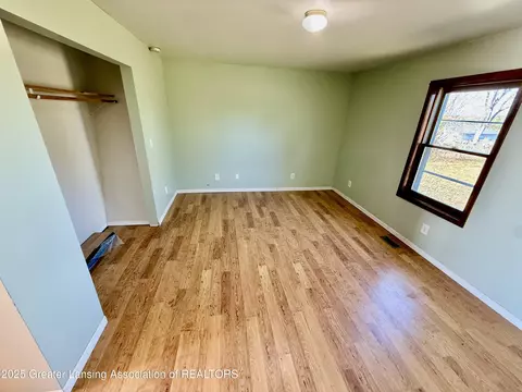 Bedroom - 9575 W Monroe Rd, Elwell, MI 48832 photo 3 of 4