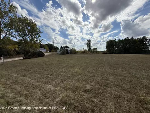 Exterior - 9575 W Monroe Rd, Elwell, MI 48832 photo 17 of 19