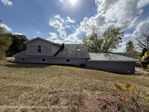 Exterior - 9575 W Monroe Rd, Elwell, MI 48832 photo 10 of 19