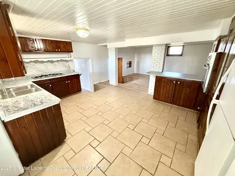Kitchen - 9575 W Monroe Rd, Elwell, MI 48832 photo 2 of 2