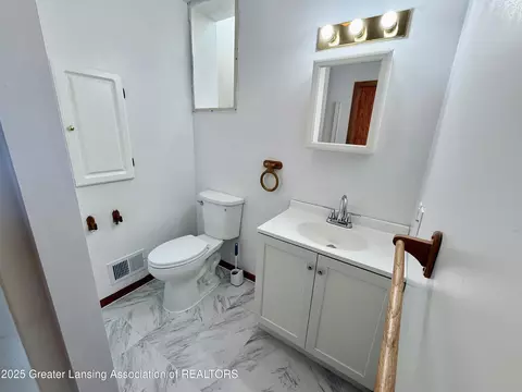 Bath - 9575 W Monroe Rd, Elwell, MI 48832 photo 4 of 4