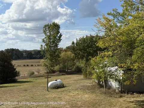 Exterior - 9575 W Monroe Rd, Elwell, MI 48832 photo 8 of 19