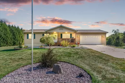 2093 Gale Rd, Eaton Rapids, MI 48827