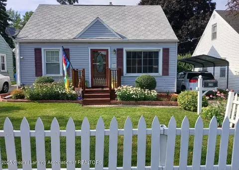 639 Maplehill Ave, Lansing, MI 48910