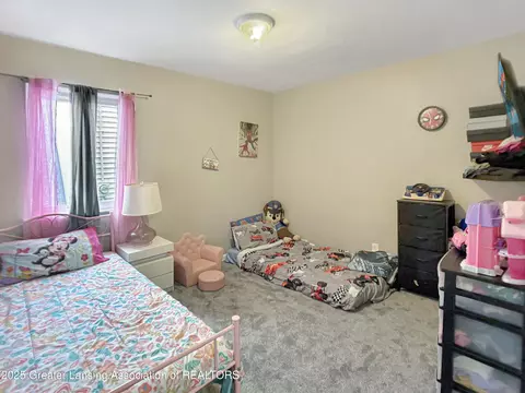 701 E Willard Ave, Lansing, MI 48910 photo 13