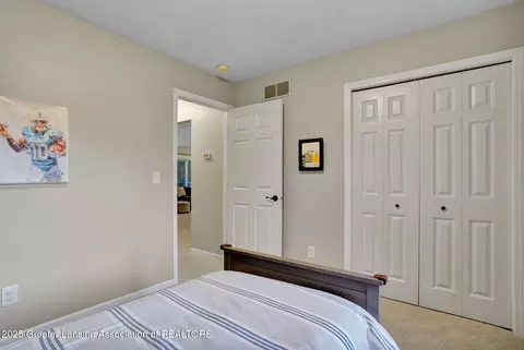Bedroom - 13747 Remington Dr, Bath, MI 48808 photo 4 of 8