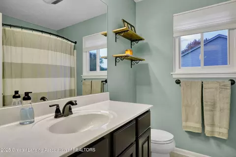 Bath - 13747 Remington Dr, Bath, MI 48808 photo 1 of 3