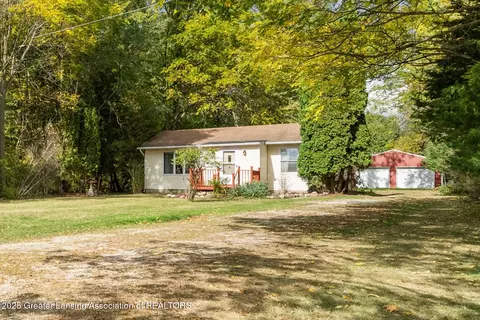 780 N West St, Laingsburg, MI 48848