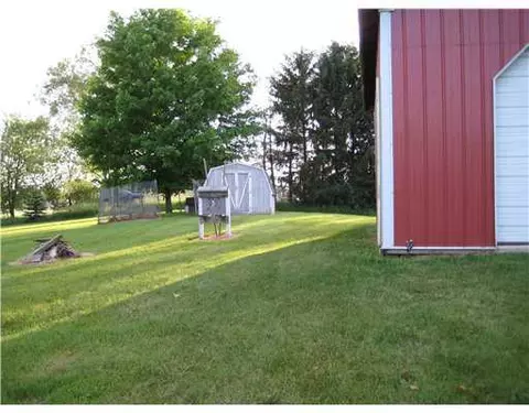 13708 S Grange Rd, Eagle, MI 48822 photo 2