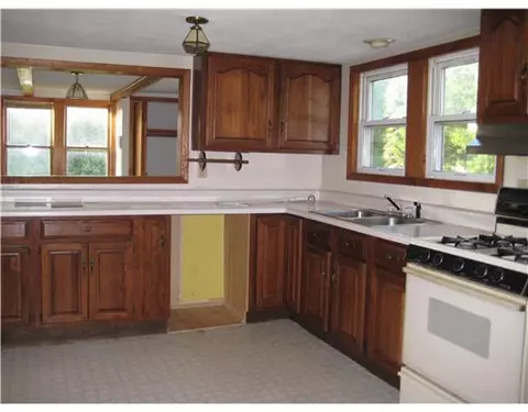 13708 S Grange Rd, Eagle, MI 48822 photo 4