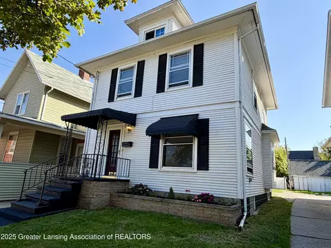 612 N Pine St, Lansing, MI 48933 photo 2