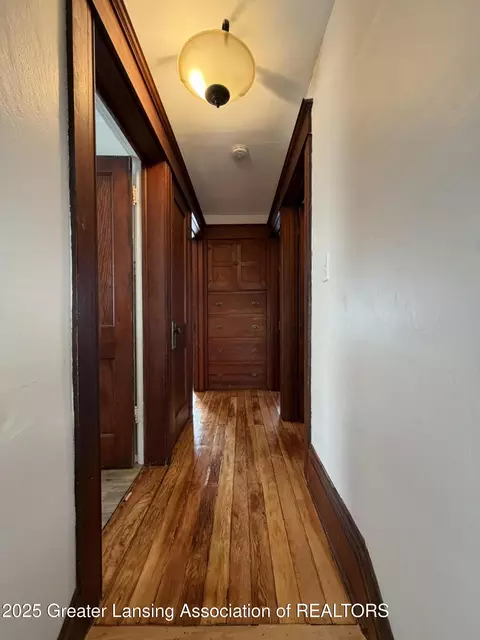 612 N Pine St, Lansing, MI 48933 photo 18