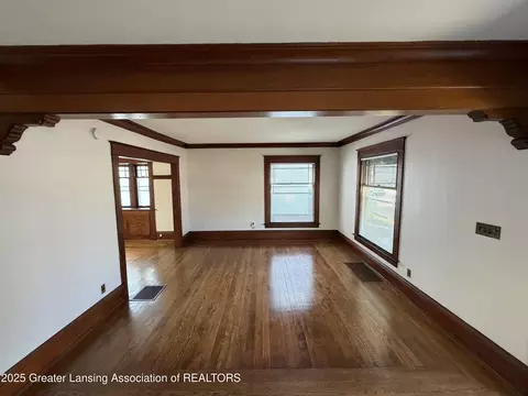 612 N Pine St, Lansing, MI 48933 photo 6