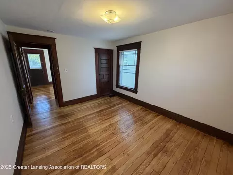 612 N Pine St, Lansing, MI 48933 photo 23