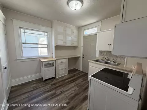 612 N Pine St, Lansing, MI 48933 photo 12