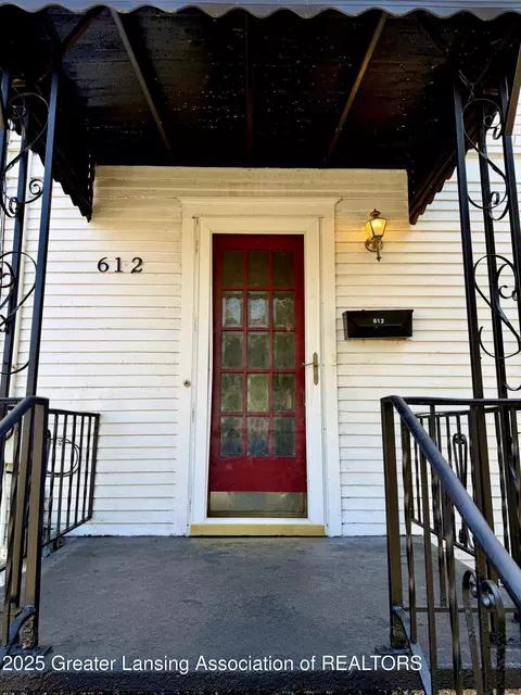 612 N Pine St, Lansing, MI 48933 photo 4