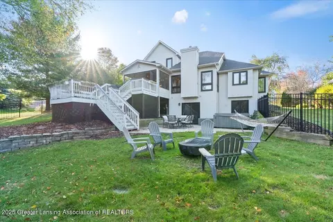 Exterior - 13259 Blaisdell Dr, Dewitt, MI 48820 photo 9 of 11
