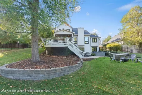 Exterior - 13259 Blaisdell Dr, Dewitt, MI 48820 photo 8 of 11