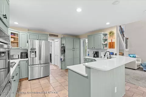 Kitchen - 13259 Blaisdell Dr, Dewitt, MI 48820 photo 1 of 4