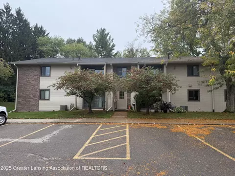1715 Maple Ridge Rd # 2, Haslett, MI 48840