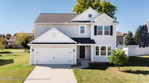1931 Nightingale Dr, Holt, MI 48842