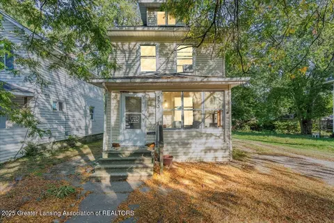 523 Clifford St, Lansing, MI 48912