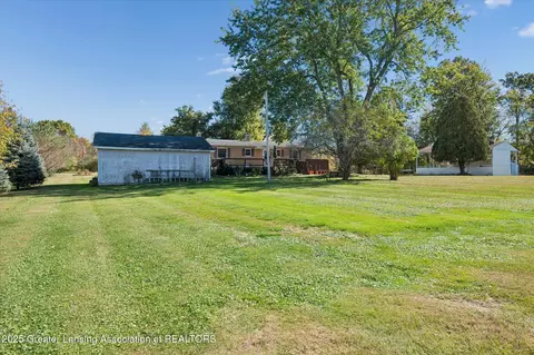 Exterior - 9520 Fenner Rd, Perry, MI 48872 photo 7 of 12