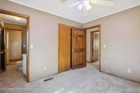 Bedroom - 9520 Fenner Rd, Perry, MI 48872 photo 5 of 5